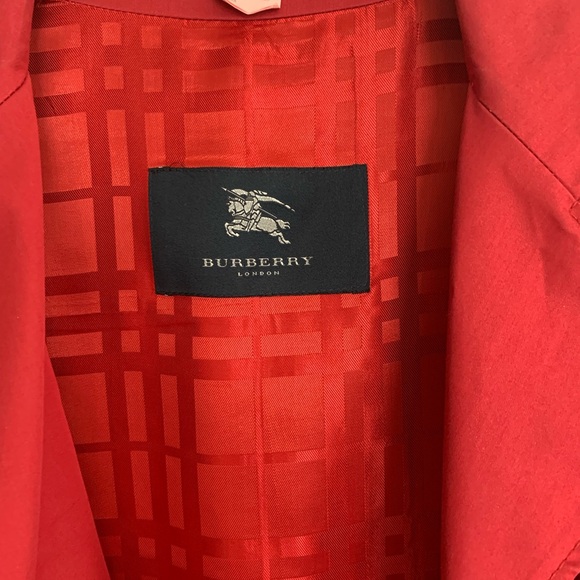 Burberry Red Trench Coat with Monochromatic Red Plaid Lining ❤️ - Picture 3 of 9
